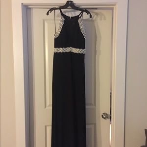 Gorgeous Black Evening Gown!